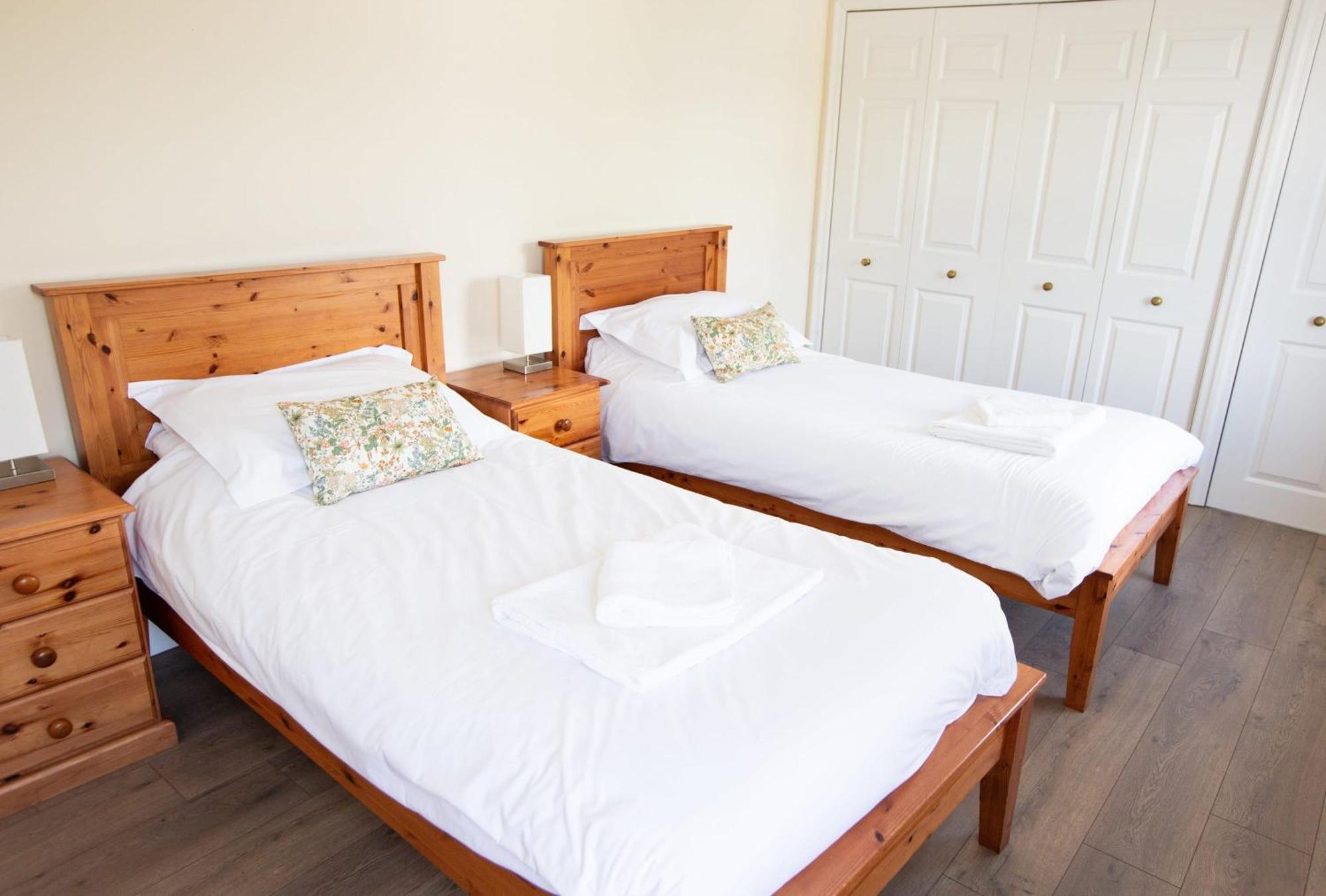 Stunning 6 Bedroom Cottage Near Cornish Coast Bude Zewnętrze zdjęcie