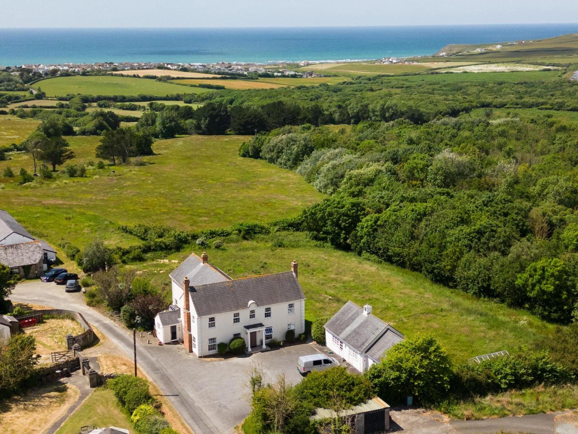Stunning 6 Bedroom Cottage Near Cornish Coast Bude Zewnętrze zdjęcie