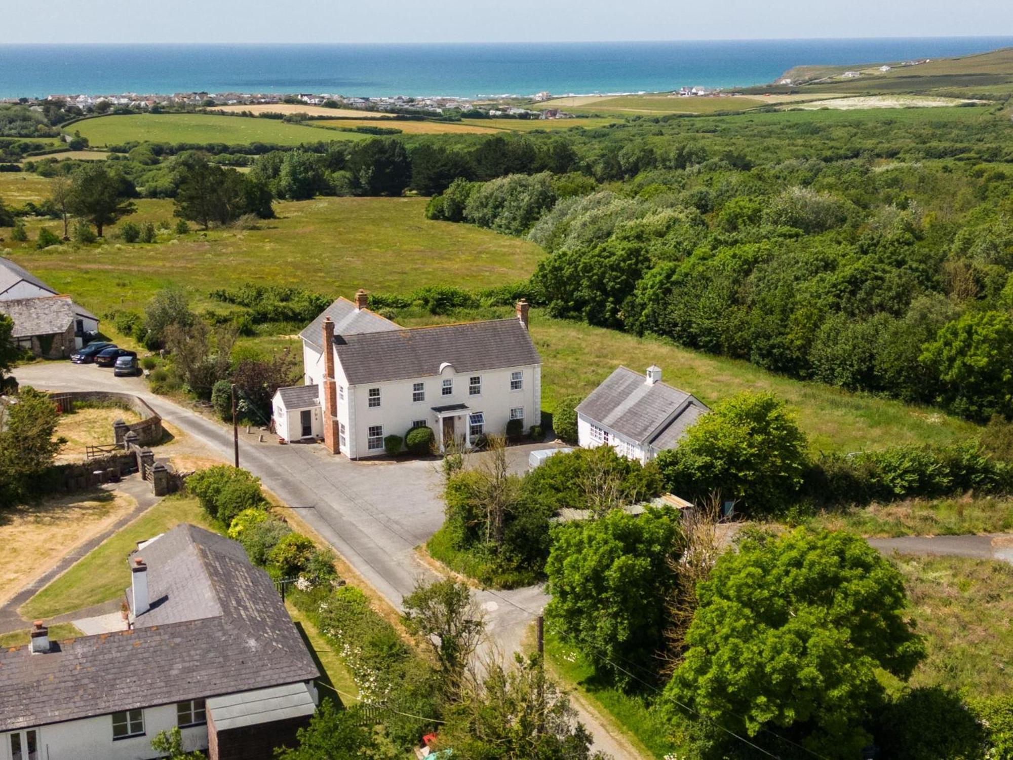 Stunning 6 Bedroom Cottage Near Cornish Coast Bude Zewnętrze zdjęcie